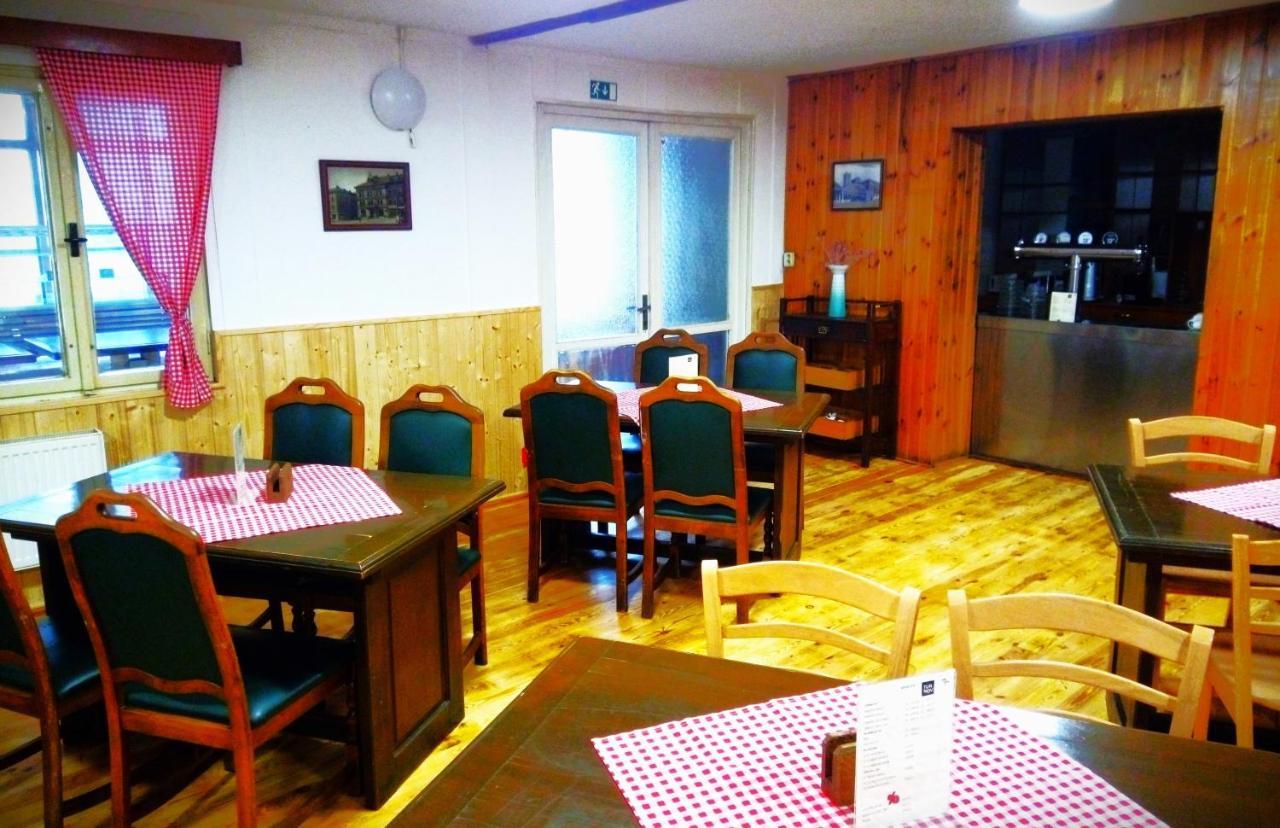 Rekreacni Areal Prihrazy Hotel Zdar  Exterior foto